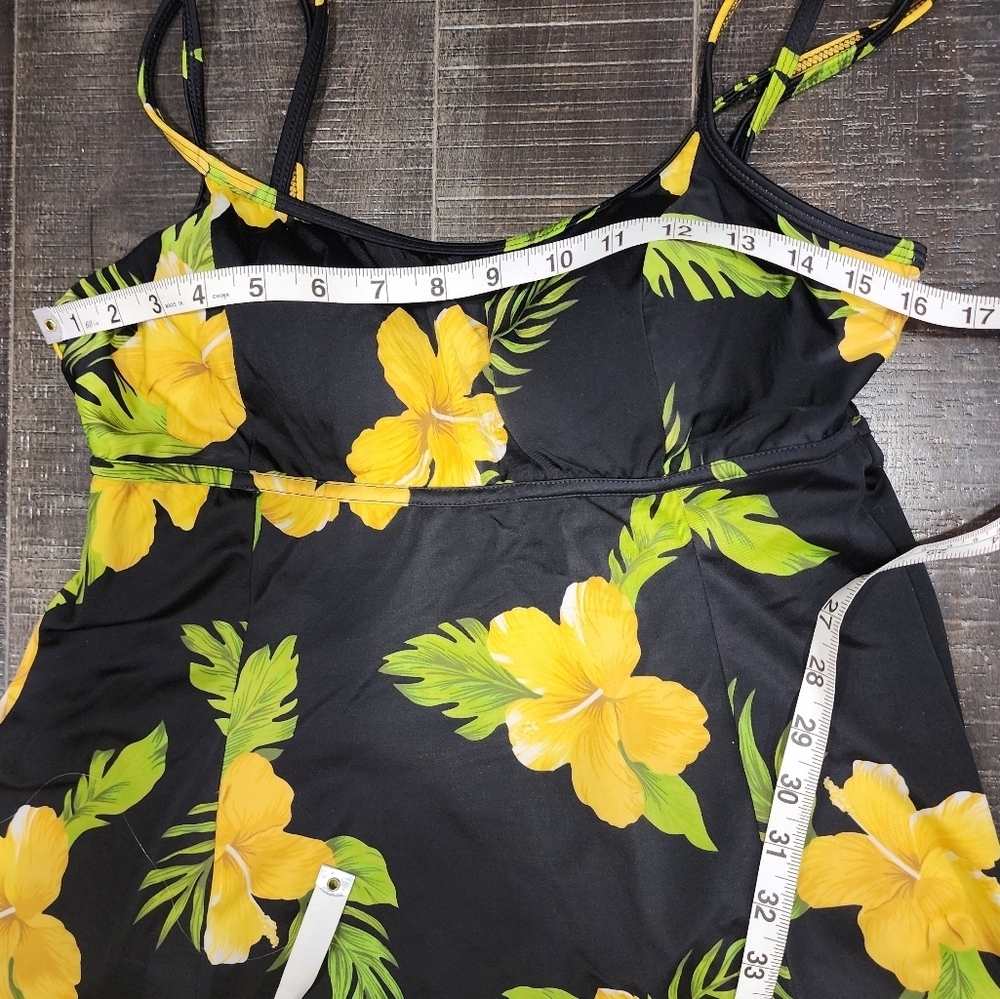 CASUAL LIVING SWIM DRESS - Picture 3 of 8